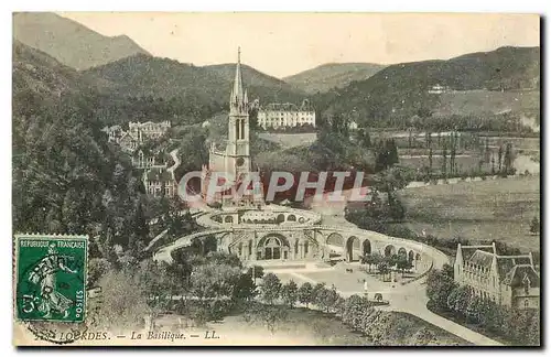 Cartes postales Lourdes La Basilique