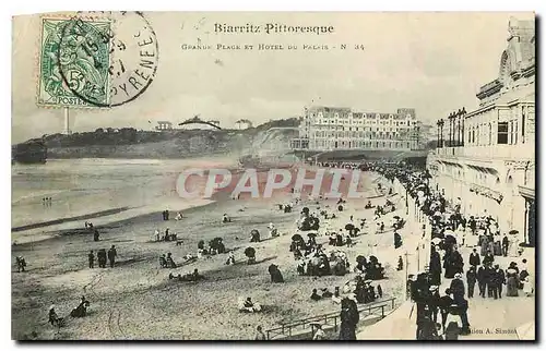 Cartes postales Biarritz Pittoresque Place et Hotel du Palais