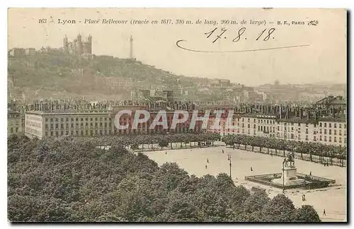 Cartes postales Lyon Place Bellecour