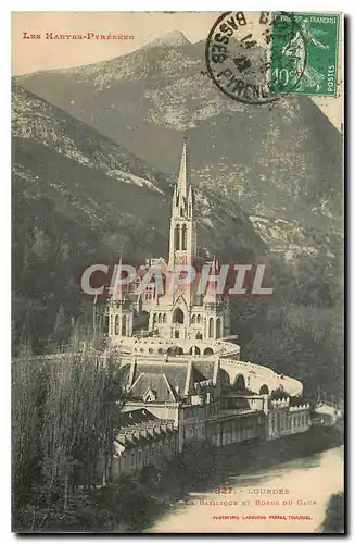 Cartes postales Les Hautes Pyreneen Lourdes La Basilique