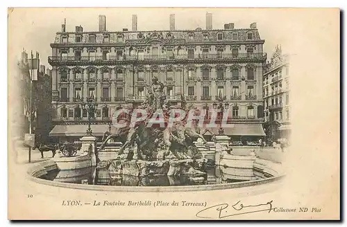 Ansichtskarte AK Lyon La Fontaine Bartboldi Place des Terreaux