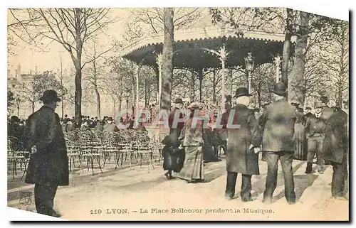 Ansichtskarte AK Lyon La Place Bellecour pendant la Musique