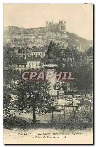 Cartes postales Lyon Place Carnot Monument de la Republique et Chateau de Fourviere