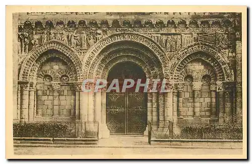 Cartes postales Le Poitou Pittoresque Poitiers Vienne Eglise Notre Dame la Grande Portail romain