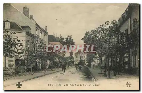 Cartes postales Allier Vichy la Rue de Paris et la Gare