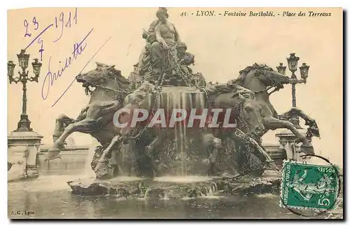 Cartes postales Lyon Fontaine Bartholdi Place des Terreaux