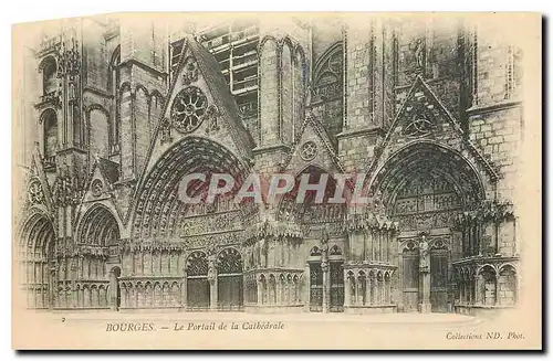 Cartes postales Bourges Le Portail de la Cathedrale