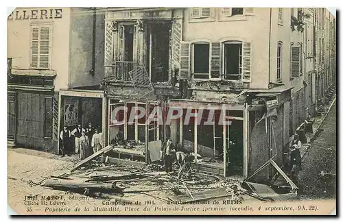 Cartes postales Campagne de 1914 Bombardement de Reims Papiere de la Mulualite Place du Palais de Justice Milita