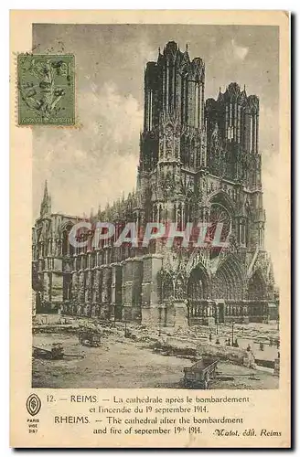 Cartes postales Reims La Cathedrale apres le Bombardement et l'incendie du 19 septembre 1914