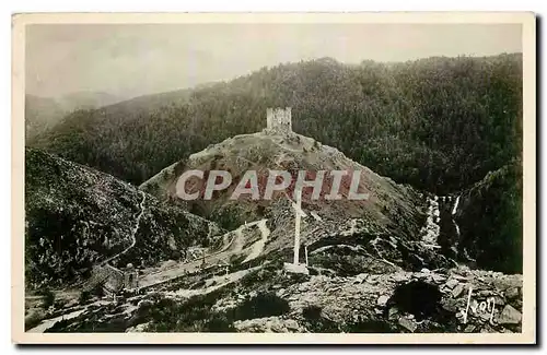 Cartes postales Env de St Flour Cantal les ruines feodales du Chateau d'Alleuze