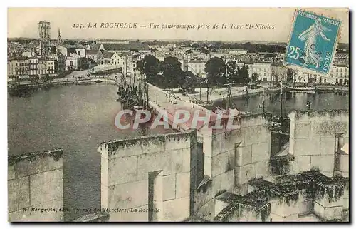 Ansichtskarte AK La Rochelle Vue panoramique prise de la Tour St Nicolas Bateaux de peche