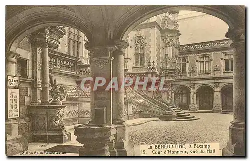 Cartes postales La Benedictine a Fecamp Cor d'Honneur vue du Hall