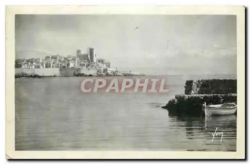 Cartes postales Antibes Alpes Maritimes les remparts et la chaine des Alpes