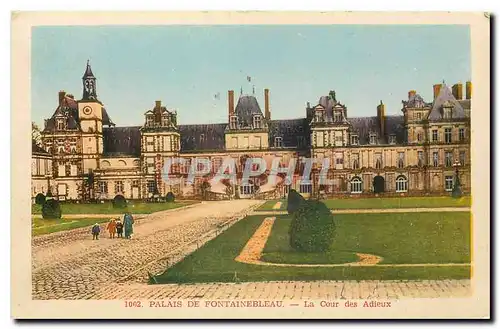 Ansichtskarte AK Palais de Fontainebleau la cour des Adieux