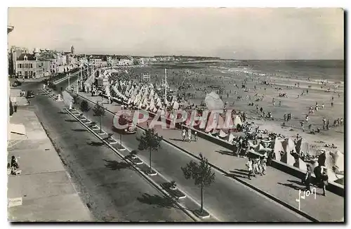 Cartes postales Les Sables d'Olonne Vendee le Remblai et la plage