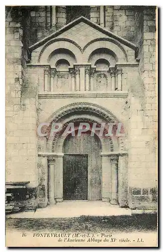 Ansichtskarte AK Fontevrault M et L Porte de l'Ancienne Abbaye du XI siecle