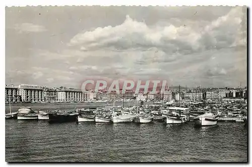 Ansichtskarte AK Marseille le Vieux Port vue generale