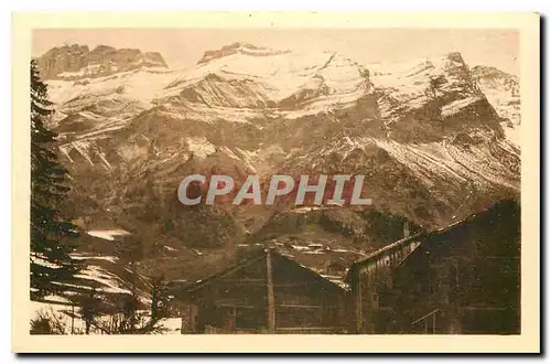 Cartes postales La Giettaz Villas Jeanne d'Arc et St Francois la Chaine et la Porte des Aravis