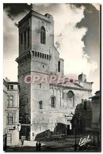 Cartes postales Nimes la cathedrale