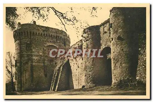 Cartes postales La Douce France Bretagne Dinan C du N Le Chateau de la Duchesse Anne et la Fausse Porte