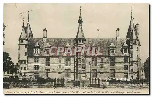 Cartes postales Nevers Palais Ducal