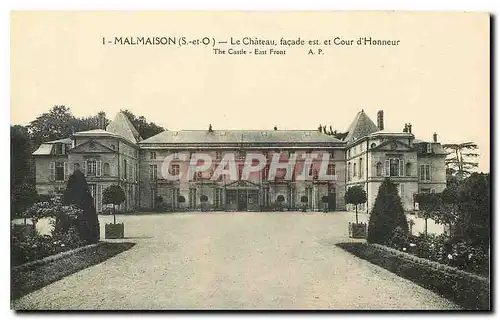 Cartes postales Malmaison S et O Le Chateau facade est et Cour d'Honneur