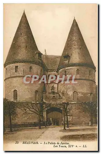 Cartes postales Beauvais le Palais de Justice les tours