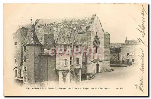 Cartes postales Angers Petit Chateau des Ducs d'Anjou et le Chapelle