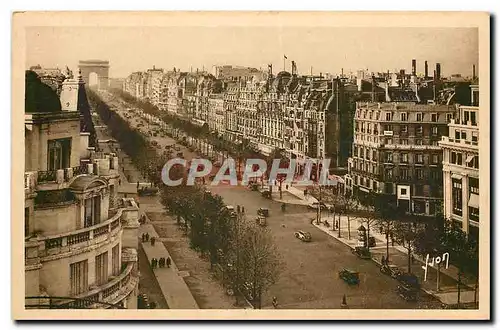 Cartes postales Paris en Flanant Avenue des Champs Elysees