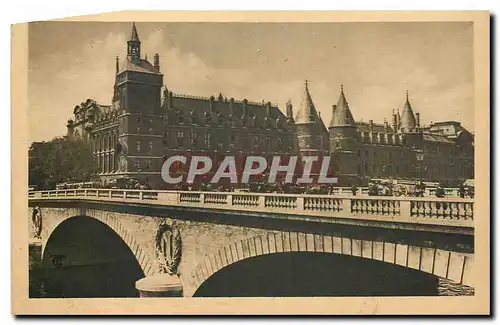 Ansichtskarte AK Paris la Conciergerie la tour de l'horloge et le pont au Change