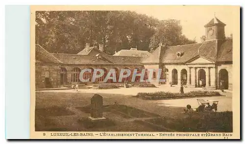 Cartes postales Luxeuil les Bains L'Etablissement Thermal Entree principale et Grand Bain
