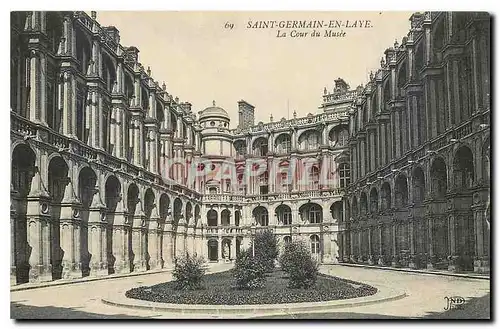 Cartes postales Saint Germain en Laye La Cour du Musee