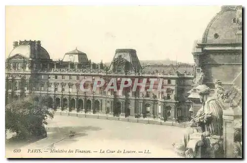 Ansichtskarte AK Paris Ministere des Finances La Cour de Louvre