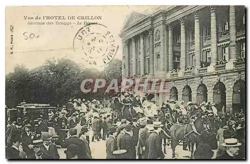 Ansichtskarte AK Paris Vue de l'Hotel de Crillon Journee des Draggs Le depart