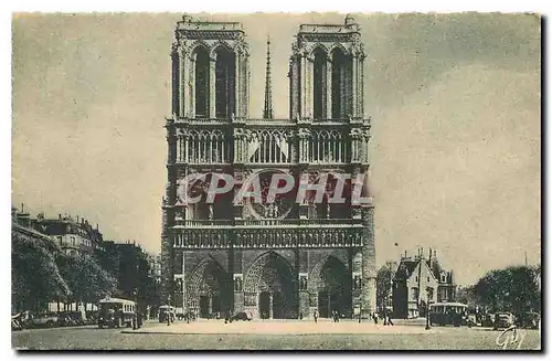 Cartes postales Paris et ses Merveilles Cathedrale Notre Dame et le Parvis