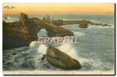 Ansichtskarte AK Biarritz le Rocher de la Vierge et le Rocher Perce