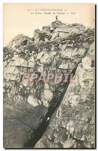 Ansichtskarte AK La Pointe du Raz la roche Percee de l'enfer