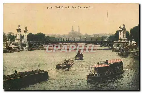 Cartes postales Paris Le Pont Alexandre III Bateaux