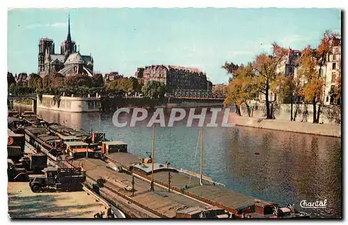 Cartes postales Paris Notre Dame Peniches sur la Seine