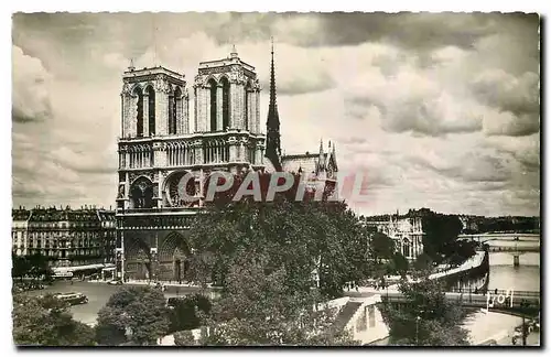 Cartes postales Paris en flanant Vue generale de Notre Dame