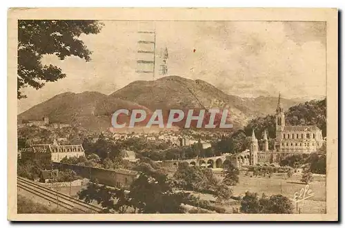 Cartes postales Lourdes La Basilique et le Pic de Ger