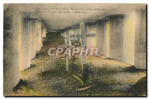 Cartes postales Monument de la Tranchee des Baionnettes vue interieure