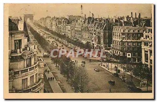 Cartes postales Paris en Flanant Avenue des Champs Elysees