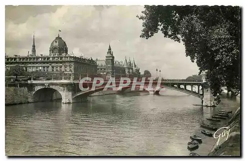 Cartes postales Paris et ses Merveilles la Seine le tribunal de Commerce et le Palais de Justice