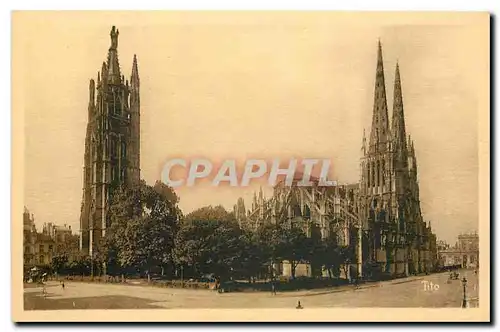 Ansichtskarte AK Bordeaux la Cathedrale et la Tour Pey Berland