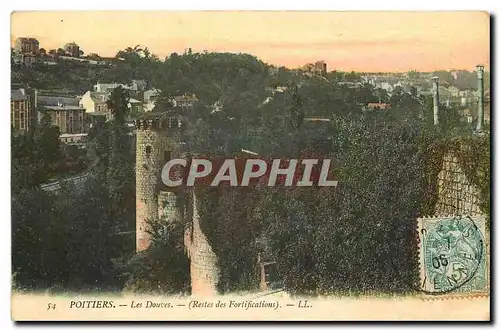 Cartes postales Poitiers les Douves restes des Fortifications