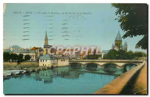 Cartes postales Metz un coin de la ville vu des bords de la Moselle
