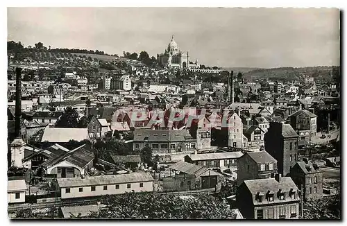 Ansichtskarte AK Lisieux Vue generale Au fond la Basilique