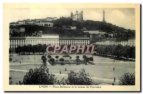 Cartes postales Lyon Place Bellecour et le coteau de Fourviere