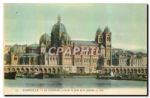 Cartes postales Marseille La Cathedrale prise de la Jetee de la Joliette